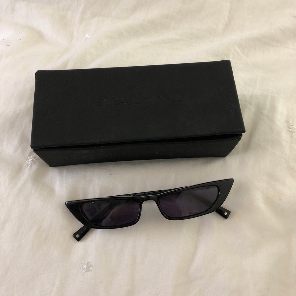 Kendall + Kylie Vivian sunglasses
